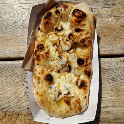 Garlic and Mushroom Pizzetta with Cheese